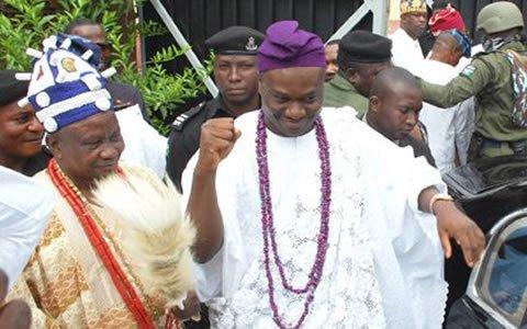 NEW-OONI-OF-IFE-ARRIVES-ILE