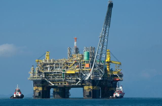 Oil-production-platform